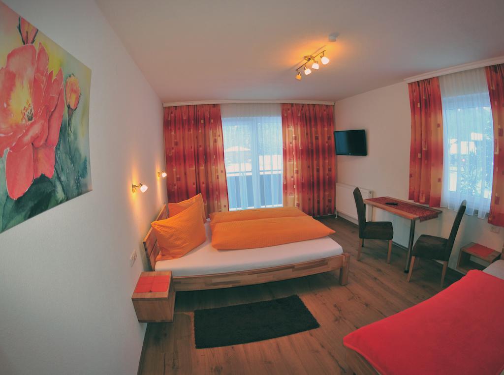 Haus Scheiber Hotell Sankt Jakob in Defereggen Rom bilde